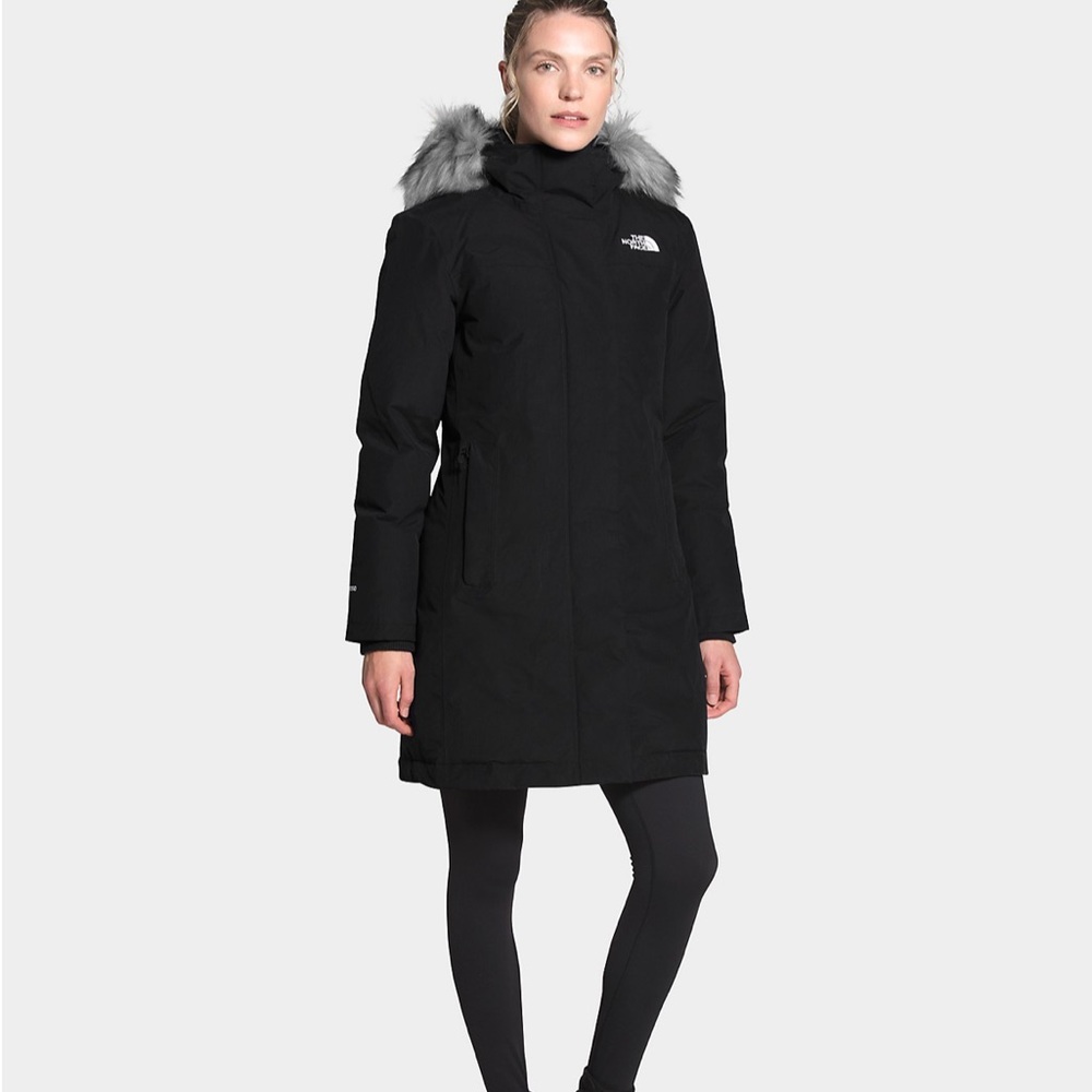 SOLD - The North Face Arctic Parka - women’s Medium - black